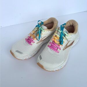 Brooks ghost 12 limited edition vanilla sprinkles sneakers 9.5 women’s